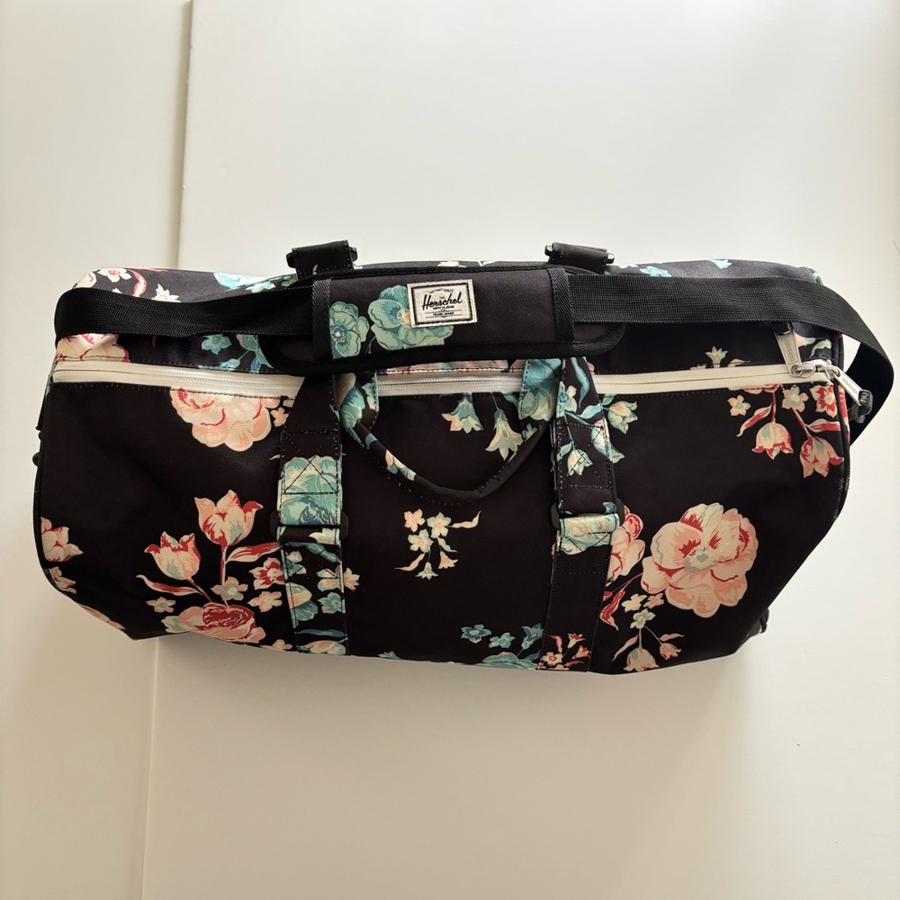 Herschel Supply Co Floral Duffel Bag Travel Gym Weekender Bag - Picture 7 of 9